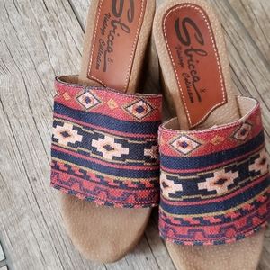 Cork platform shoes. Aztec print.